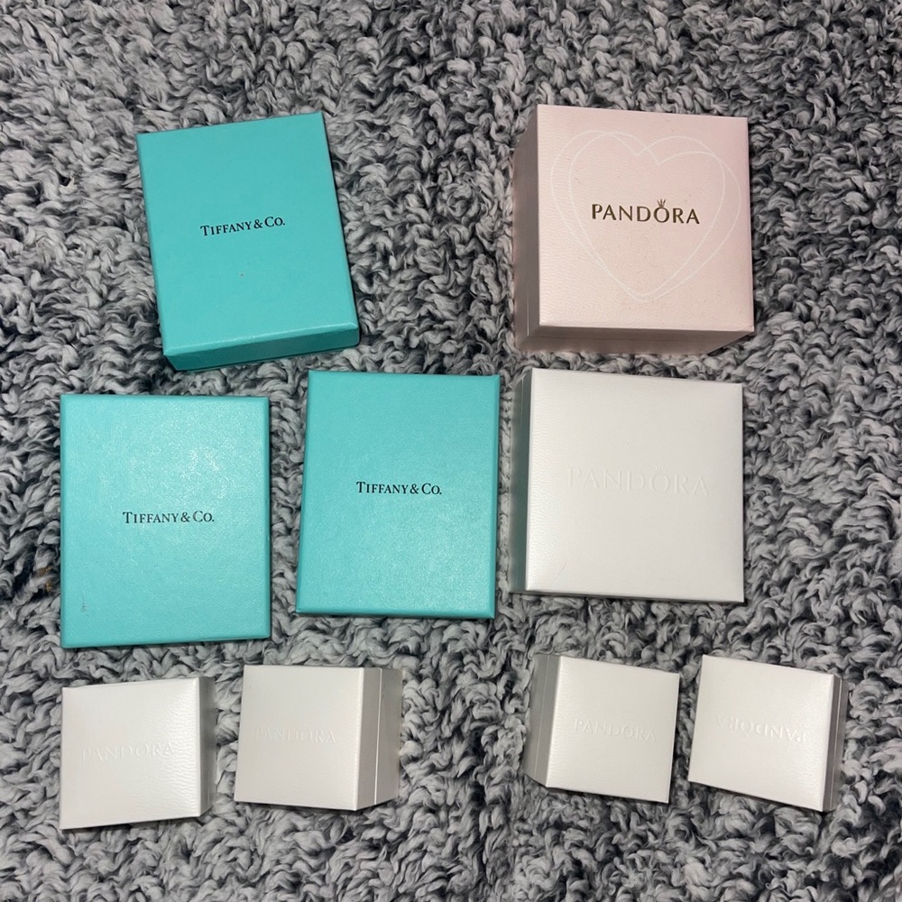 9 jewelry boxes
